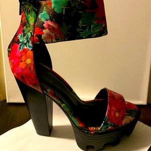 Block style heels
